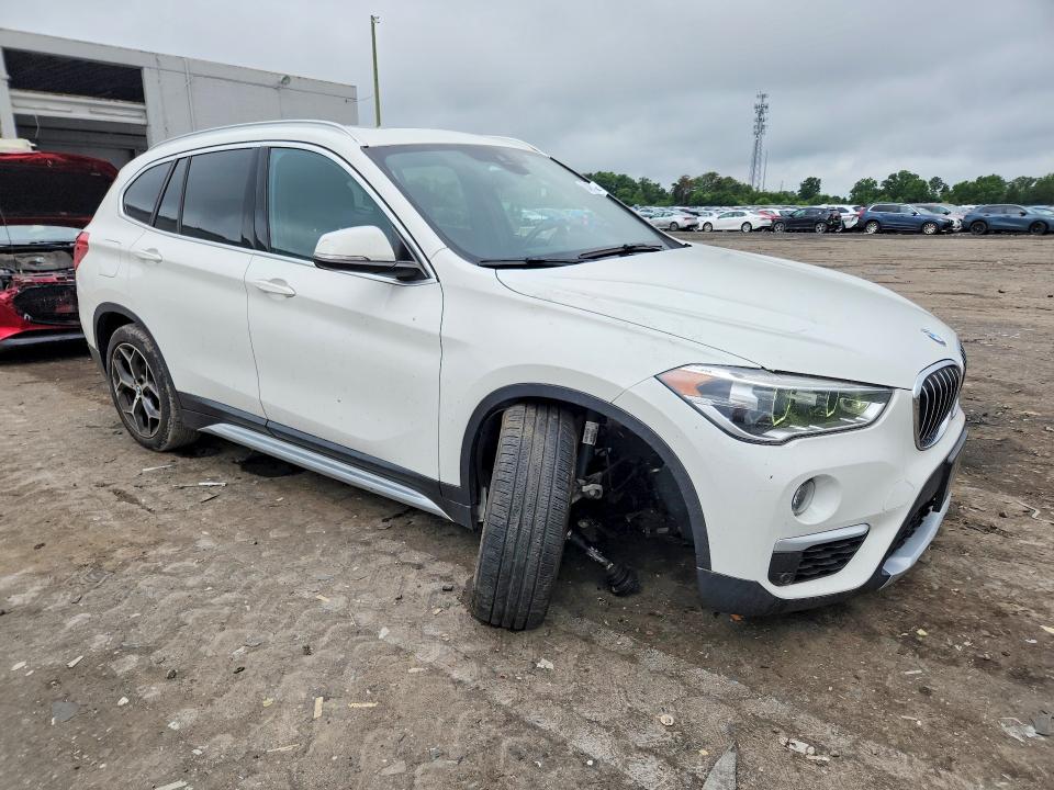 60487496 :رقم المزاد ، WBXHT3C54K5L97904 vin ، 2019 Bmw X1 مزاد بيع