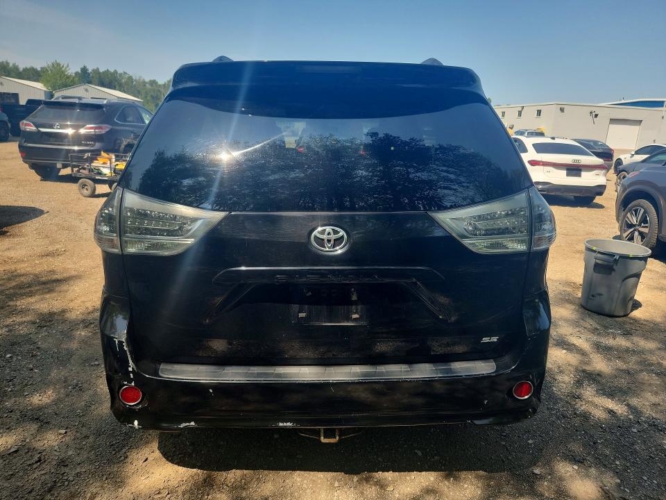 61435046 :رقم المزاد ، 5TDXK3DC9BS127036 vin ، 2011 Toyota Sienna مزاد بيع