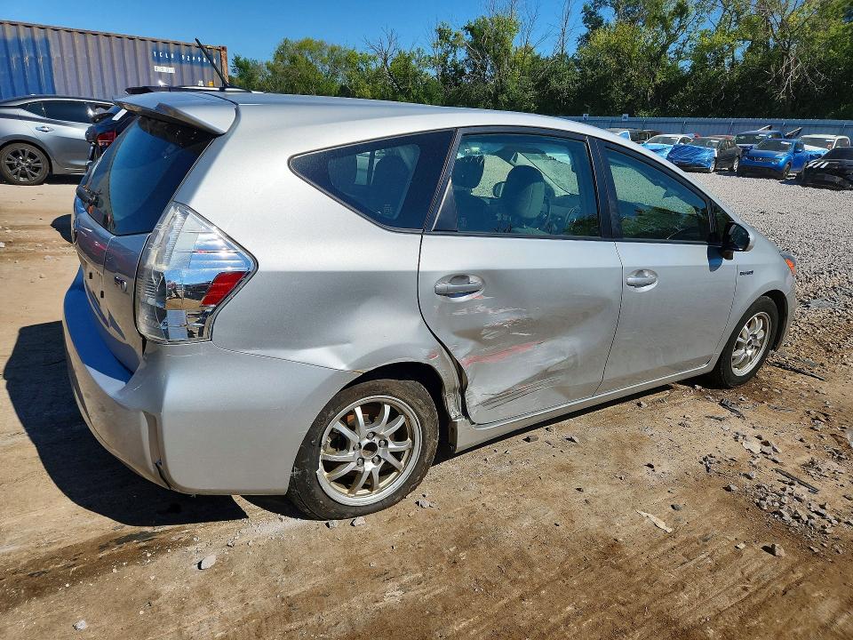 2012 Toyota Prius V მანქანა იყიდება აუქციონზე, vin: JTDZN3EU8C3144999, აუქციონის ნომერი: 62984426