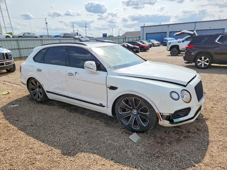 2020 Bentley Bentayga მანქანა იყიდება აუქციონზე, vin: SJAAM2ZV9LC029665, აუქციონის ნომერი: 61895366
