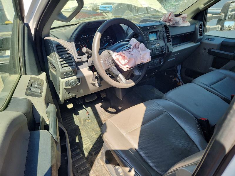62095546 :رقم المزاد ، 1FD0X5HTXNEF14242 vin ، 2022 Ford F550 مزاد بيع