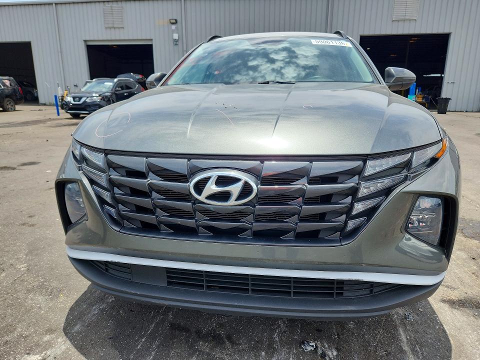 59061136 :رقم المزاد ، 5NMJB3AE3NH111403 vin ، 2022 Hyundai Tucson مزاد بيع