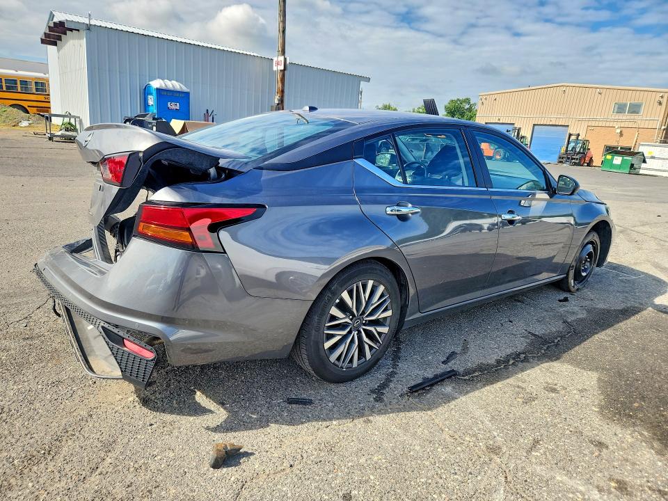 63034796 :رقم المزاد ، 1N4BL4DV8SN389527 vin ، 2025 Nissan Altima مزاد بيع