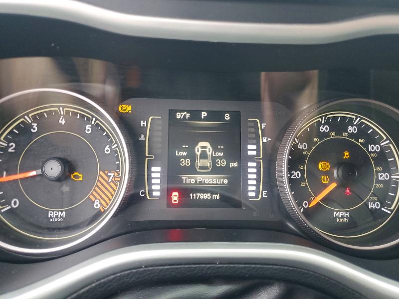 Продажа на аукционе авто 2015 Jeep Cherokee, vin: 1C4PJMCS1FW757124, номер лота: 61631416