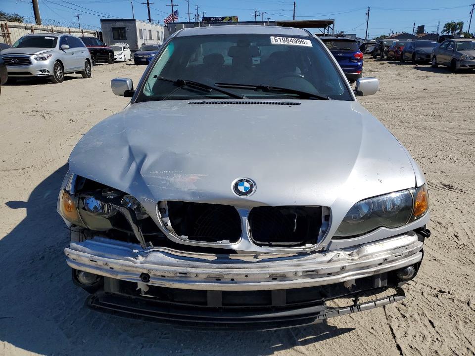 Продажа на аукционе авто 2004 Bmw 325, vin: WBAEV33424KR31405, номер лота: 61984996