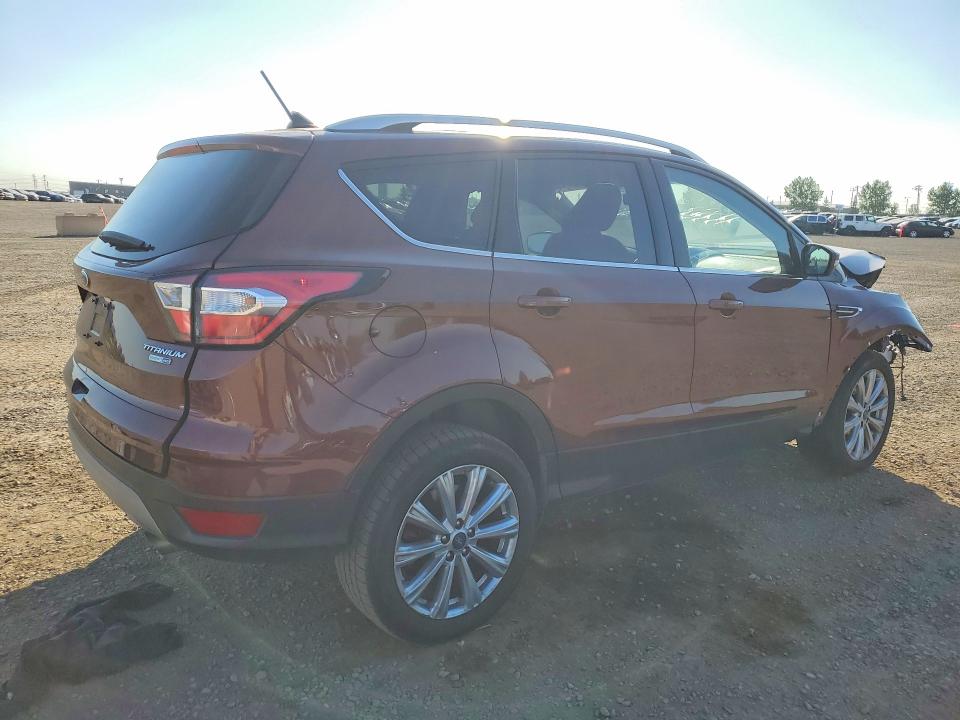Продажа на аукционе авто 2018 Ford Escape, vin: 1FMCU9J93JUC82532, номер лота: 62881286