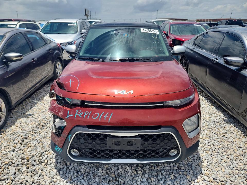 2022 Kia Soul მანქანა იყიდება აუქციონზე, vin: KNDJ23AU4N7168823, აუქციონის ნომერი: 60605556