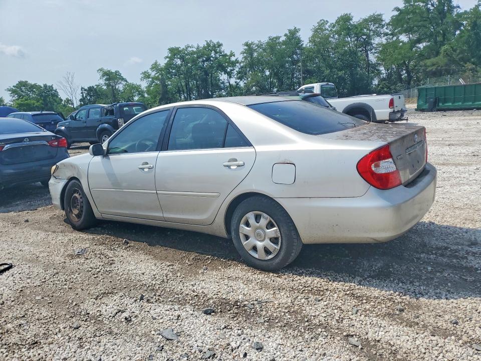 50612106 :رقم المزاد ، 4T1BE32KX4U843501 vin ، 2004 Toyota Camry مزاد بيع