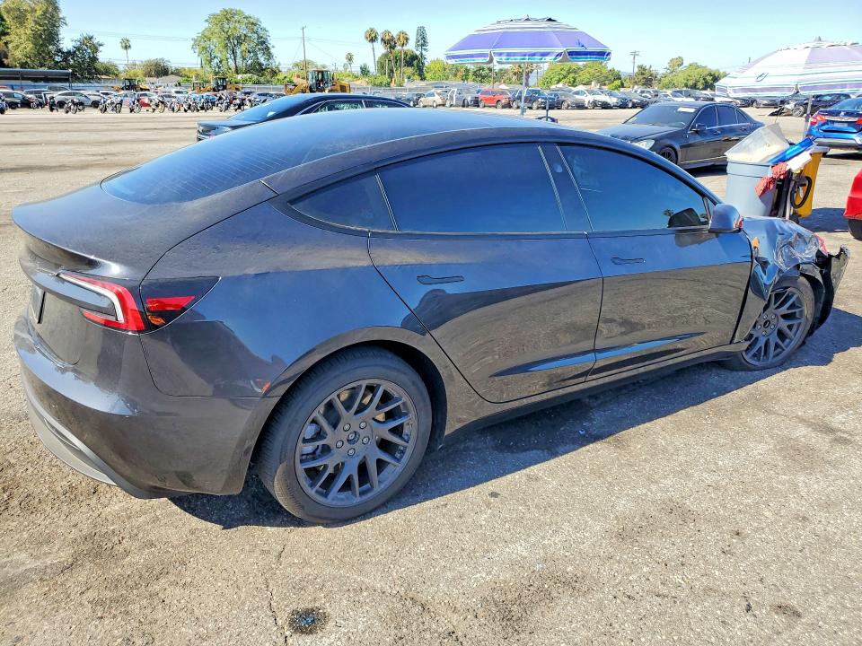 2025 Tesla Model 3 მანქანა იყიდება აუქციონზე, vin: 5YJ3E1EA1SF071847, აუქციონის ნომერი: 59021736