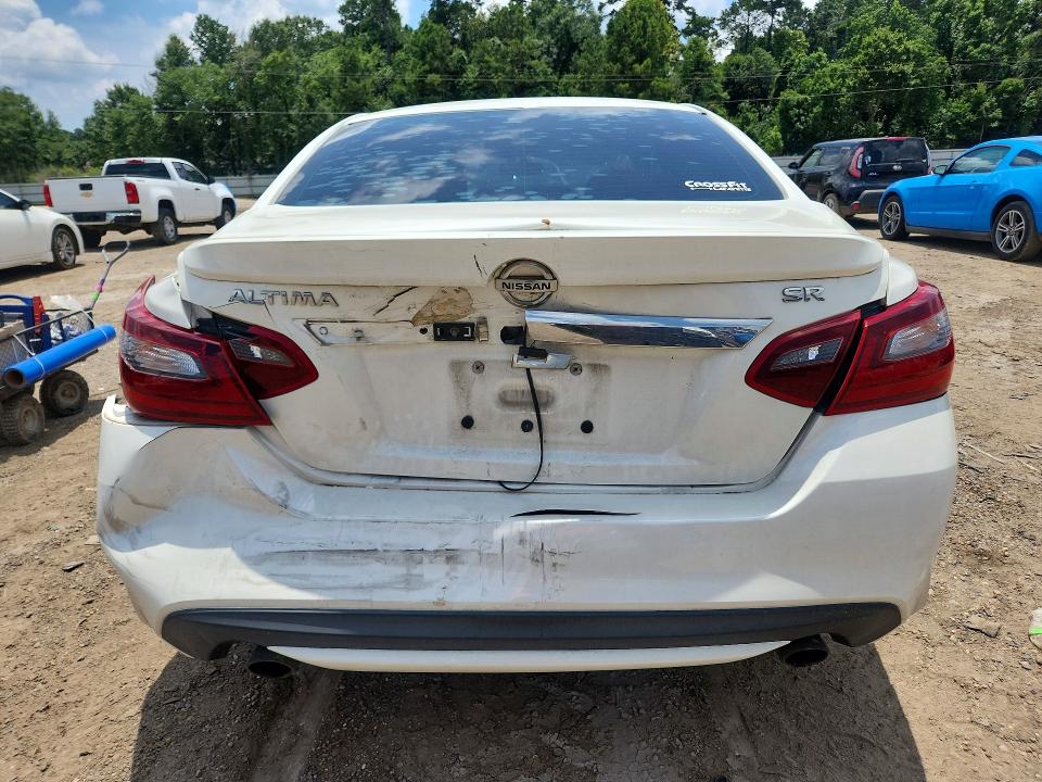 2018 Nissan Altima მანქანა იყიდება აუქციონზე, vin: 1N4AL3AP6JC275192, აუქციონის ნომერი: 59710066