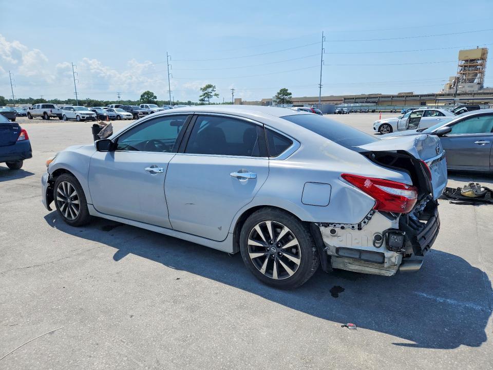 2017 Nissan Altima მანქანა იყიდება აუქციონზე, vin: 1N4AL3APXHC256218, აუქციონის ნომერი: 63038686