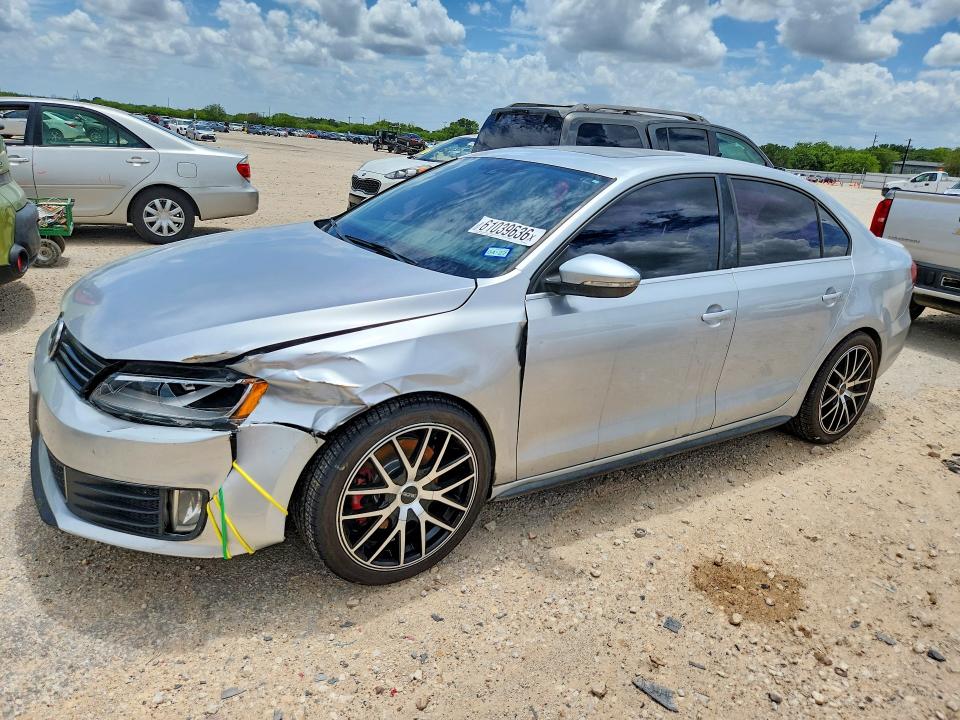 2015 Volkswagen Jetta მანქანა იყიდება აუქციონზე, vin: 3VW4S7AJ5FM265981, აუქციონის ნომერი: 61039636