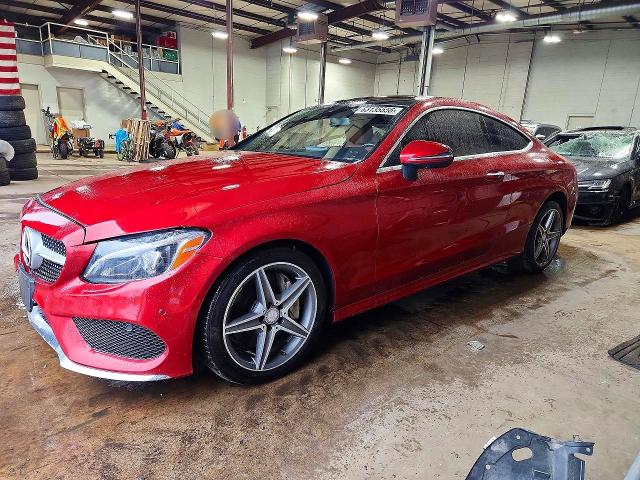 63135556 :رقم المزاد ، WDDWJ4KB9HF374733 vin ، 2017 Mercedes-benz C مزاد بيع