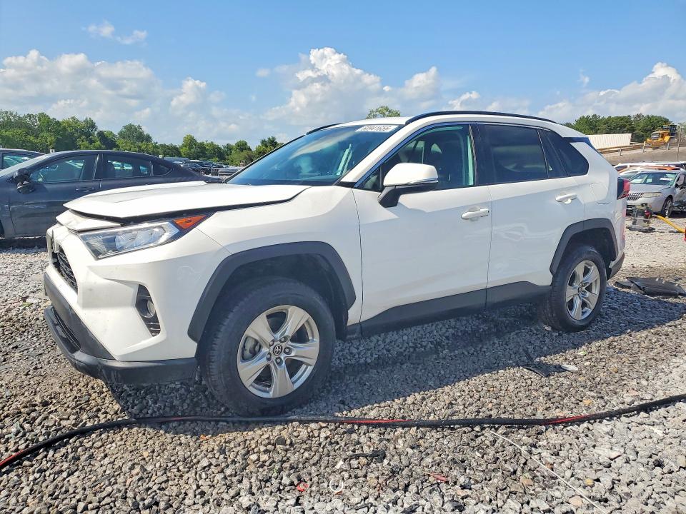 Auction sale of the 2021 Toyota Rav4, vin: 2T3W1RFV3MC167633, lot number: 60941656