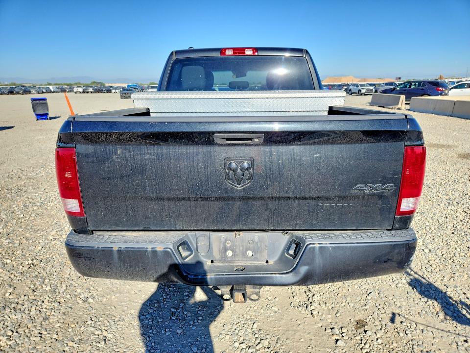60836226 :رقم المزاد ، 1C6RR7KG1HS717658 vin ، 2017 Ram 1500 مزاد بيع