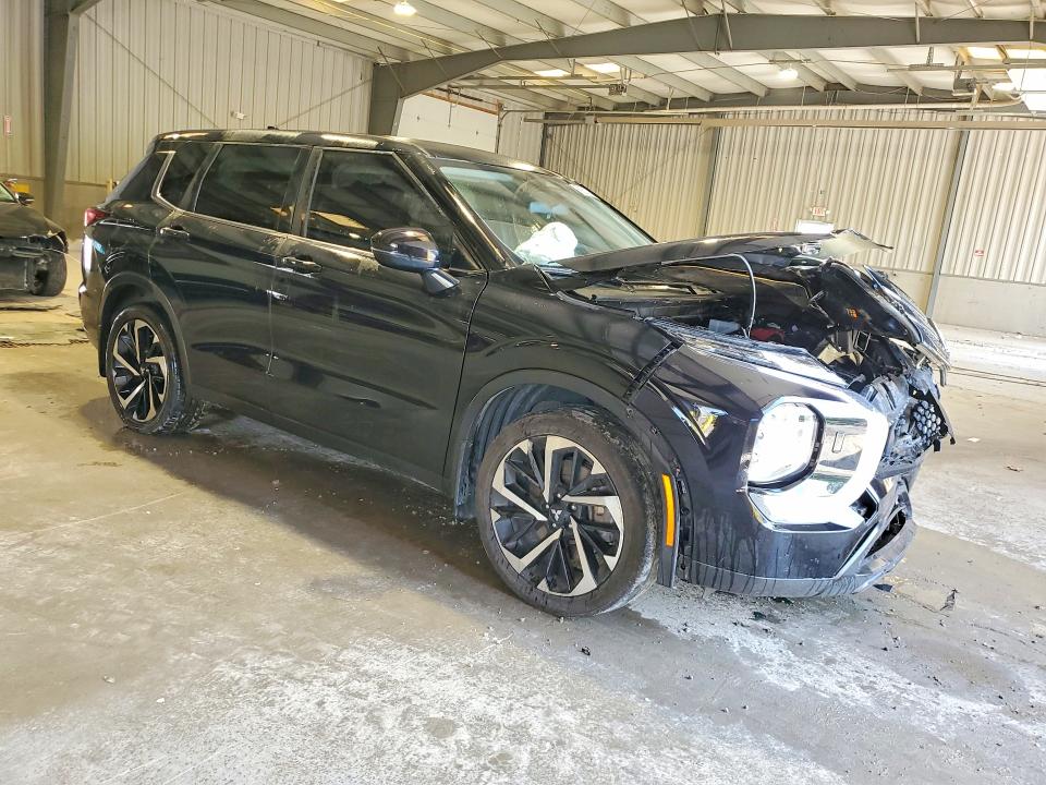 60821026 :رقم المزاد ، JA4J4TA81NZ044505 vin ، 2022 Mitsubishi Outlander مزاد بيع