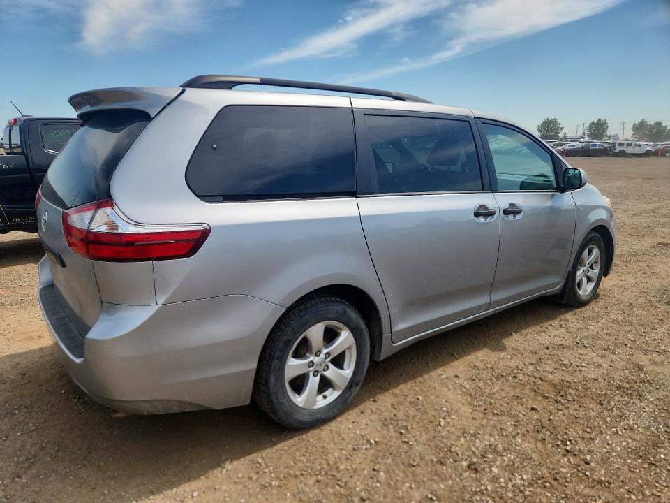 60460896 :رقم المزاد ، 5TDZK3DC5FS574543 vin ، 2015 Toyota Sienna مزاد بيع