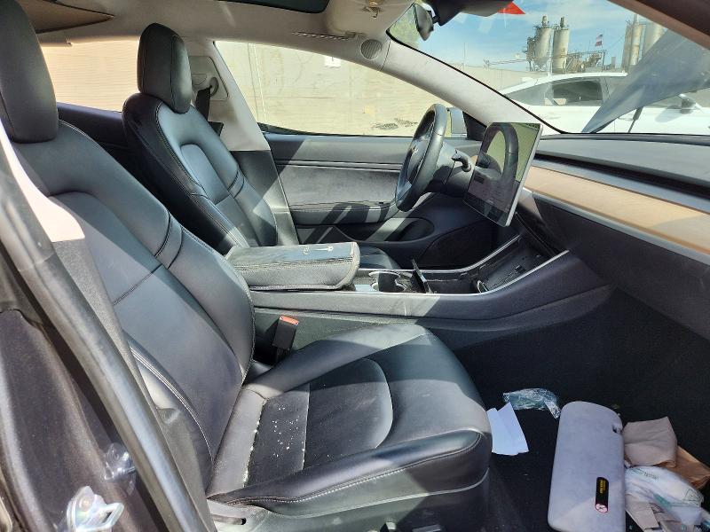 2017 Tesla Model 3 მანქანა იყიდება აუქციონზე, vin: 5YJ3E1EA5HF001261, აუქციონის ნომერი: 62686026