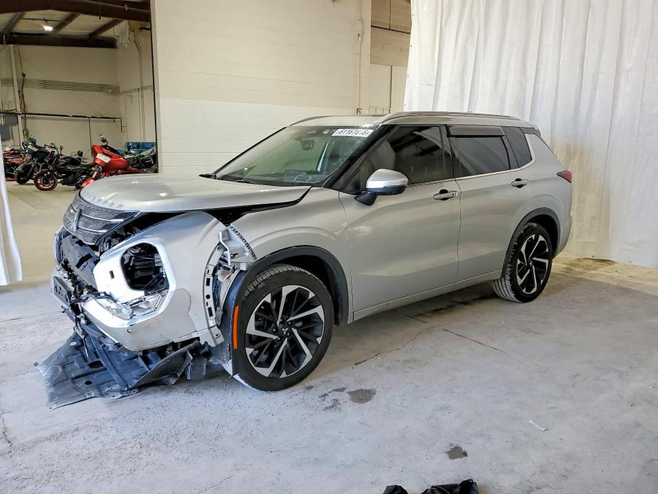 2024 Mitsubishi Outlander მანქანა იყიდება აუქციონზე, vin: JA4J4WA86RZ020076, აუქციონის ნომერი: 61167816