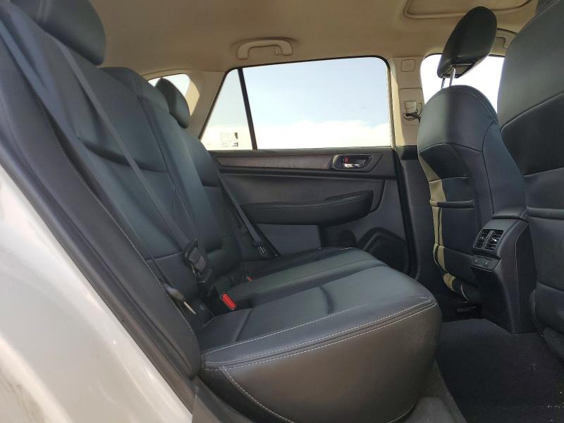 61227326 :رقم المزاد ، 4S4BSANC6F3299590 vin ، 2015 Subaru Outback مزاد بيع