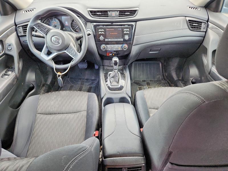 61786906 :رقم المزاد ، 5N1AT2MV7HC821163 vin ، 2017 Nissan Rogue مزاد بيع