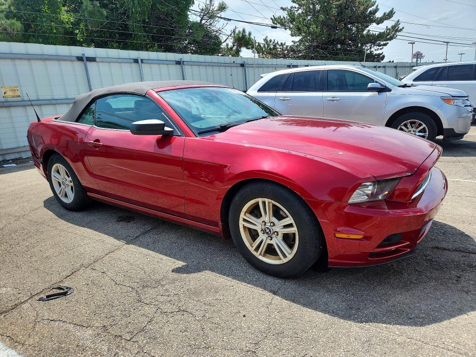 Продажа на аукционе авто 2014 Ford Mustang, vin: 1ZVBP8EM0E5279374, номер лота: 62533226