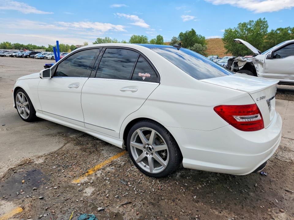 59885066 :رقم المزاد ، WDDGF8AB3DA878894 vin ، 2013 Mercedes-benz C مزاد بيع
