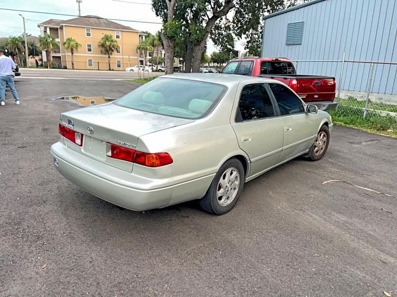 2000 Toyota Camry მანქანა იყიდება აუქციონზე, vin: JT2BG22K2Y0450820, აუქციონის ნომერი: 62009086