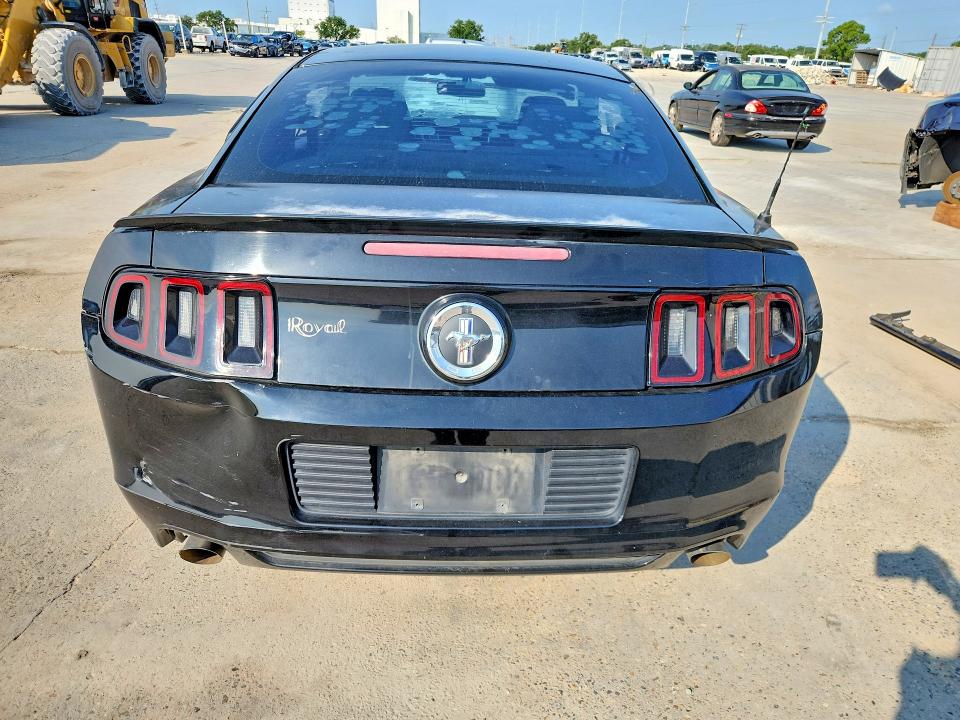 2014 Ford Mustang მანქანა იყიდება აუქციონზე, vin: 1ZVBP8AM6E5308561, აუქციონის ნომერი: 62823096