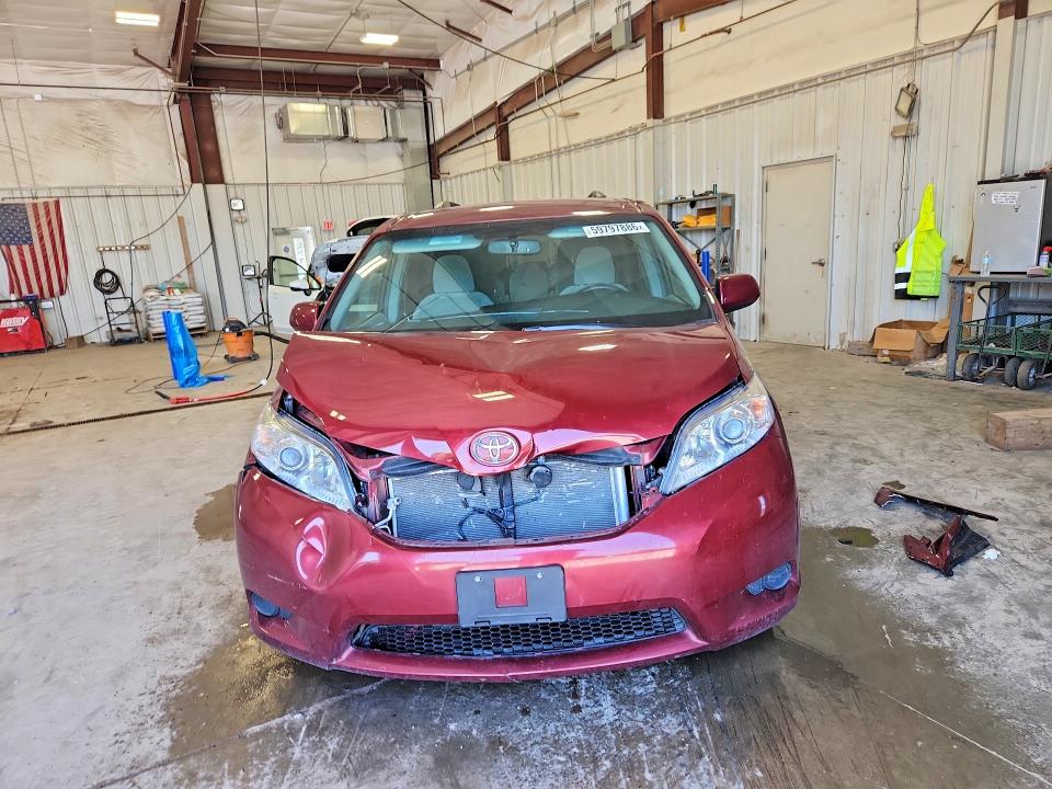 Aukcja sprzedaży 2017 Toyota Sienna, vin: 5TDKZ3DC3HS888790, numer aukcji: 59797886