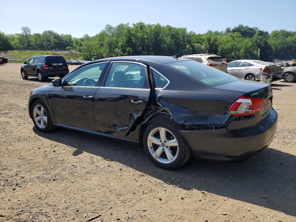 85618495 :رقم المزاد ، 1VWBP7A33DC111133 vin ، 2013 Volkswagen Passat مزاد بيع