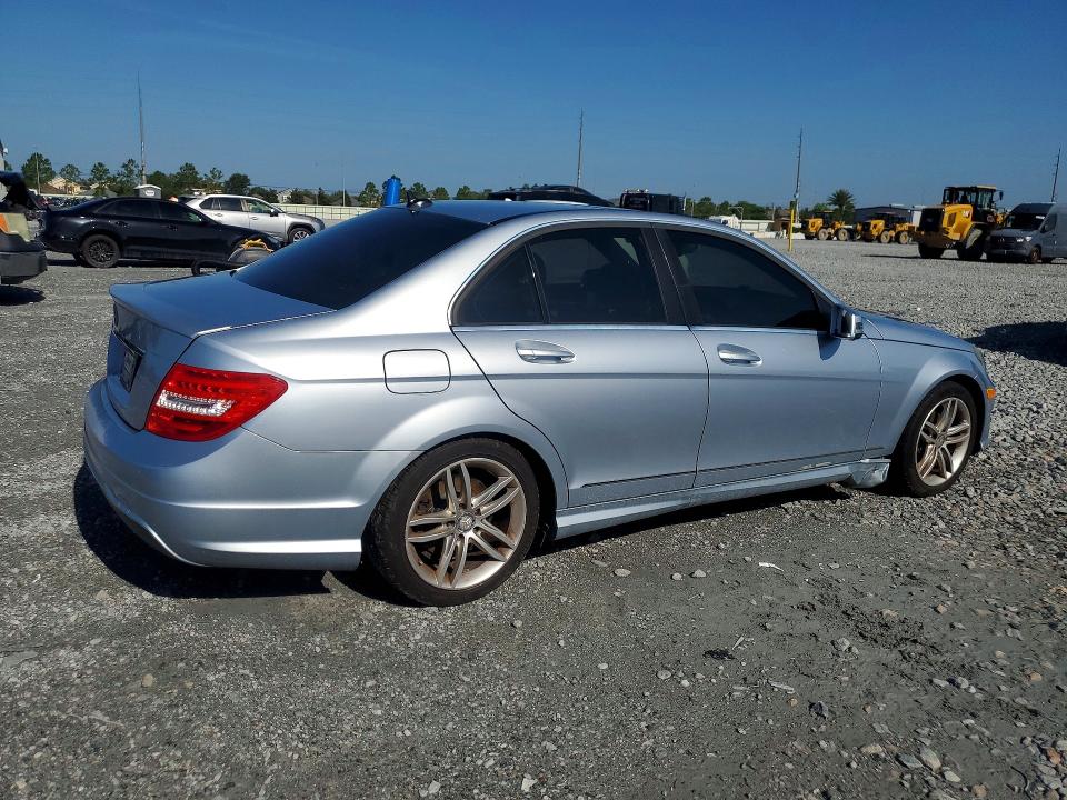 Продаж на аукціоні авто 2014 Mercedes-benz C, vin: WDDGF4HB0EA948092, номер лоту: 62276236