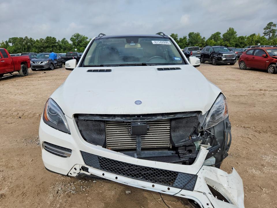 61142896 :رقم المزاد ، 4JGDA0EBXFA585712 vin ، 2015 Mercedes-benz Ml مزاد بيع