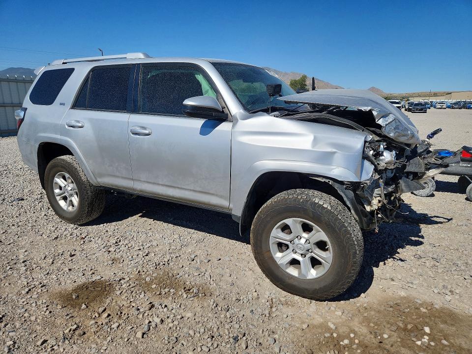 Продаж на аукціоні авто 2018 Toyota 4runner, vin: JTEBU5JR9J5493104, номер лоту: 60504586