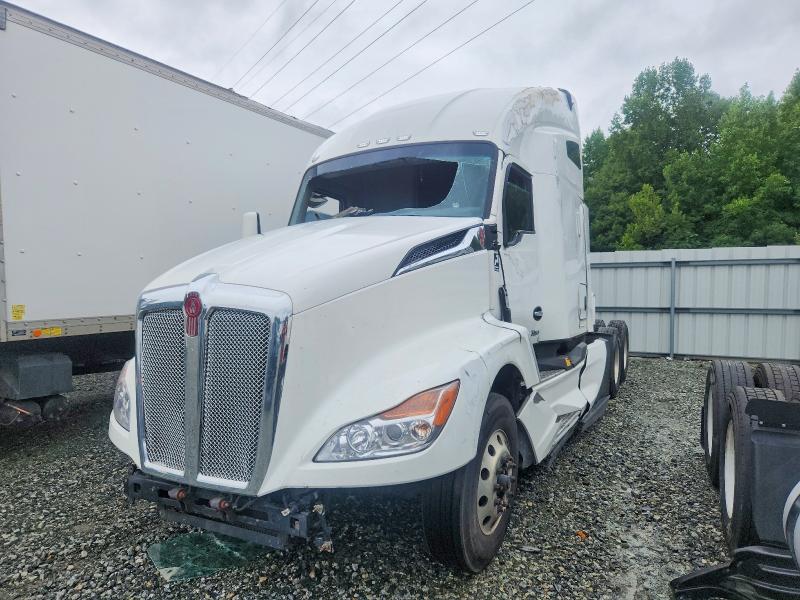 60483056 :رقم المزاد ، 1XKYDP9X1PJ227142 vin ، 2023 Kenworth Kenworth مزاد بيع