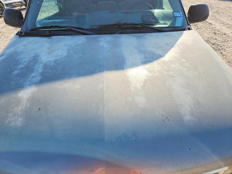 2000 Chevrolet Silverado მანქანა იყიდება აუქციონზე, vin: 1GCEK19T1YE432792, აუქციონის ნომერი: 55905496