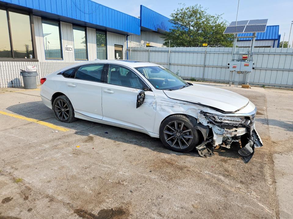 61788426 :رقم المزاد ، 1HGCV1F52MA016015 vin ، 2021 Honda Accord مزاد بيع
