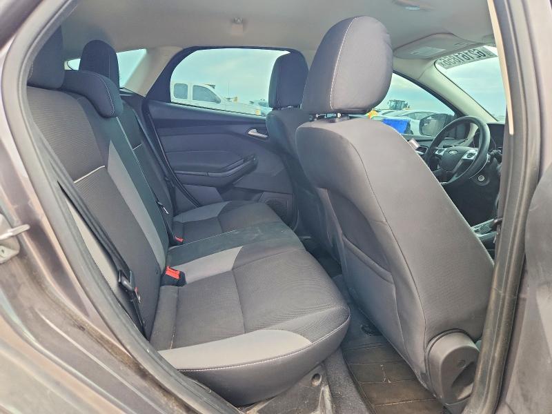 62161856 :رقم المزاد ، 1FADP3K28EL363171 vin ، 2014 Ford Focus مزاد بيع