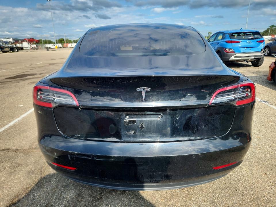 61851566 :رقم المزاد ، 5YJ3E1EA2KF297623 vin ، 2019 Tesla Model 3 مزاد بيع