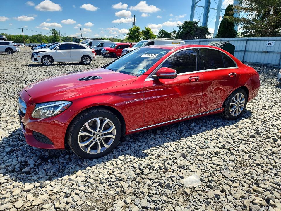 60198186 :رقم المزاد ، 55SWF4KB6JU262332 vin ، 2018 Mercedes-benz C مزاد بيع