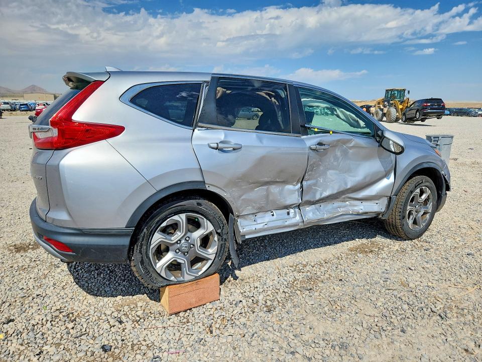 62833646 :رقم المزاد ، 2HKRW2H80HH628117 vin ، 2017 Honda Cr-v مزاد بيع