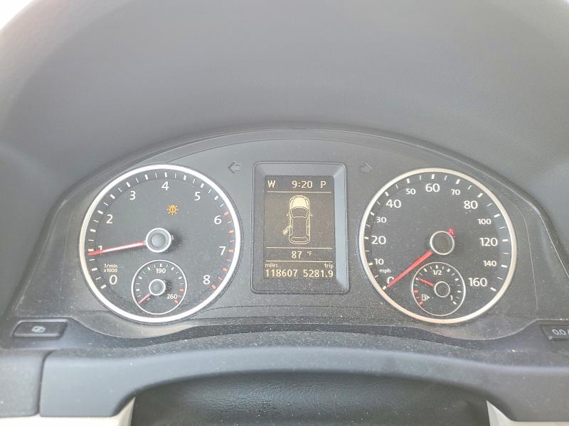 Auction sale of the 2011 Volkswagen Tiguan, vin: WVGAV7AXXBW502181, lot number: 60821756