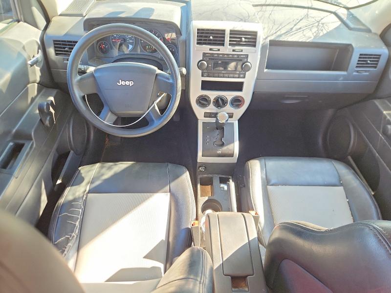63073096 :رقم المزاد ، 1J8FF28W48D511429 vin ، 2008 Jeep Patriot مزاد بيع