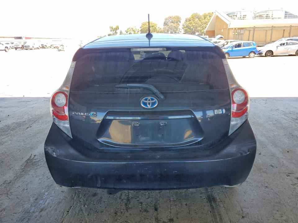 Продажа на аукционе авто 2012 Toyota Prius C, vin: JTDKDTB3XC1030370, номер лота: 62708356