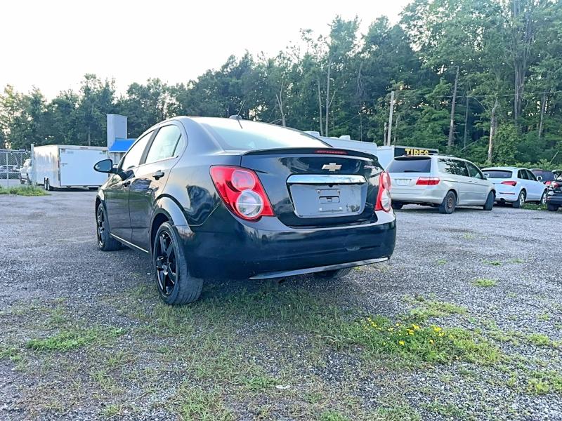 Продаж на аукціоні авто 2015 Chevrolet Sonic, vin: 1G1JC5SH7F4190692, номер лоту: 61447576