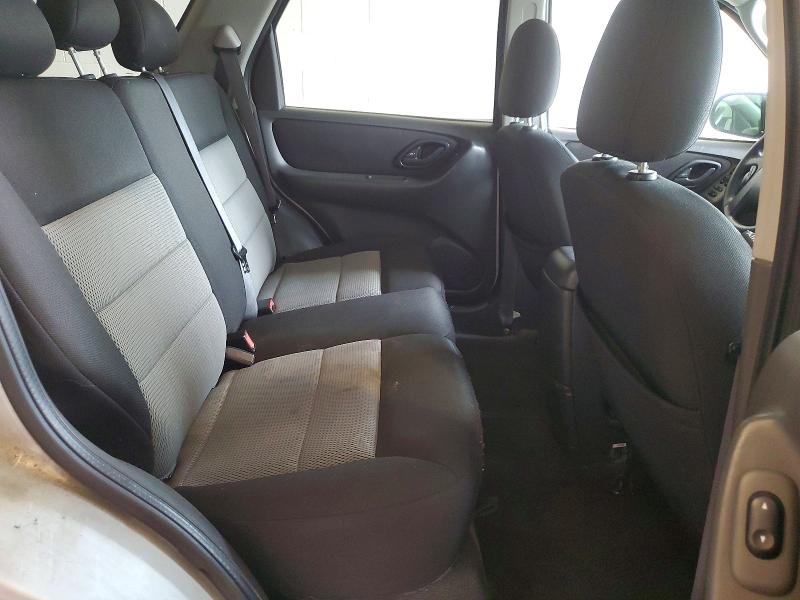 62082696 :رقم المزاد ، 1FMCU03167KA64642 vin ، 2007 Ford Escape مزاد بيع