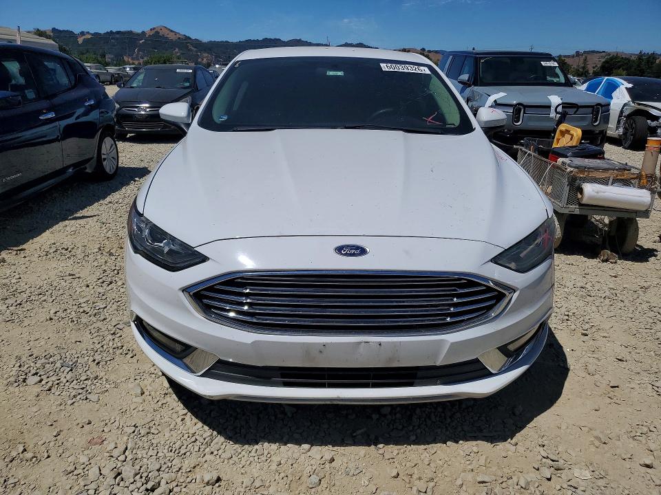 Продажа на аукционе авто 2018 Ford Fusion, vin: 3FA6P0LU4JR249364, номер лота: 60039326