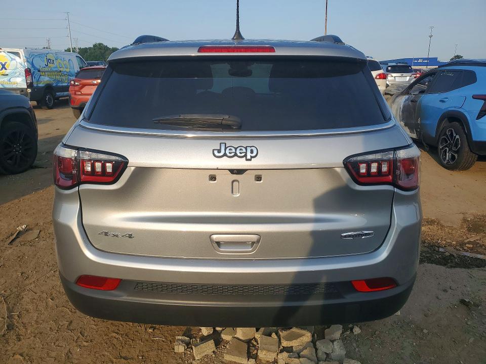 59803146 :رقم المزاد ، 3C4NJDBB4NT122279 vin ، 2022 Jeep Compass مزاد بيع