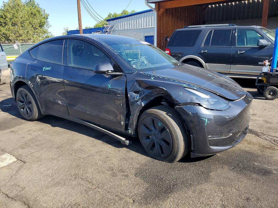 Продаж на аукціоні авто 2025 Tesla Model Y, vin: 7SAYGDEE0SF217355, номер лоту: 62109936