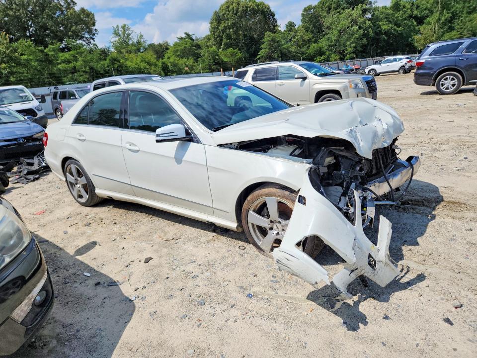 61917476 :رقم المزاد ، WDDHF8HB1BA451883 vin ، 2011 Mercedes-benz E مزاد بيع